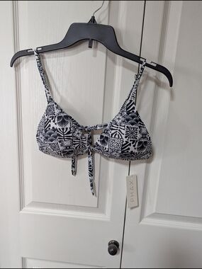 Women's Black & White Printed Bikini Top